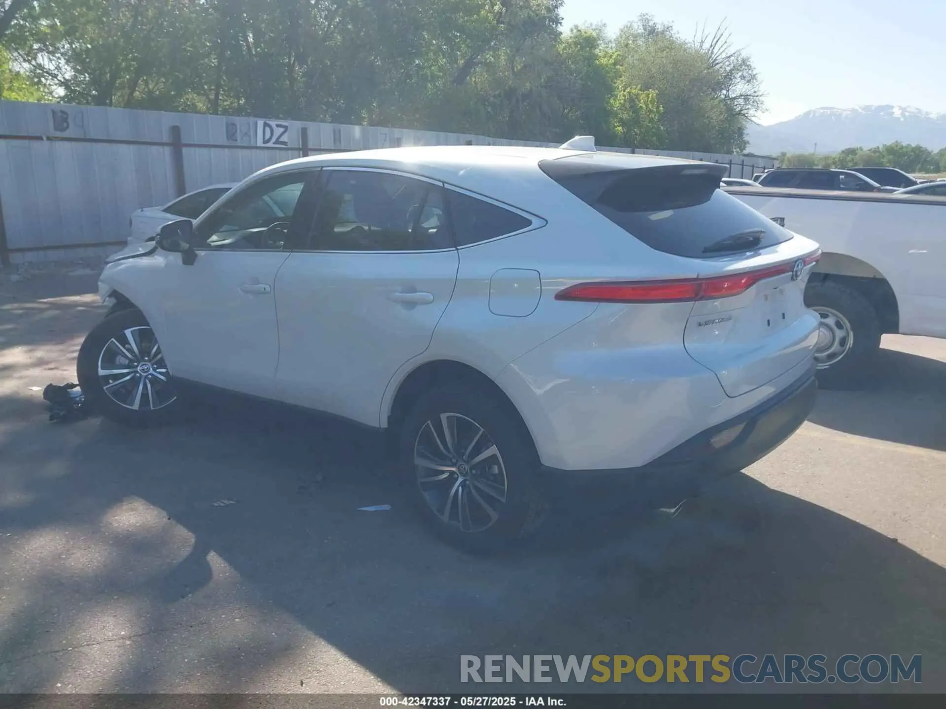 3 Photograph of a damaged car JTEAAAAH3RJ182291 TOYOTA VENZA 2024
