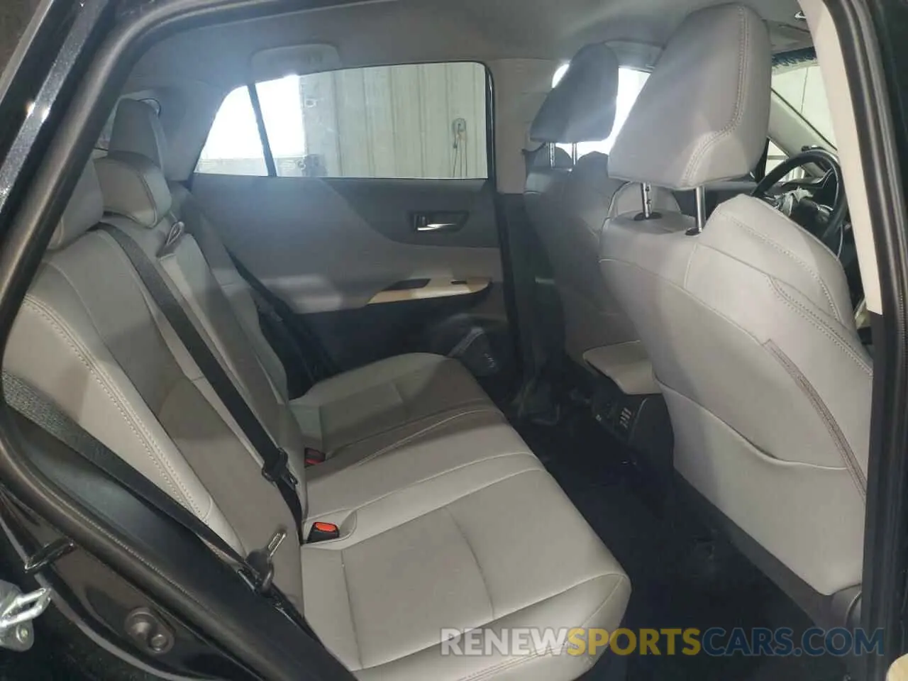 11 Photograph of a damaged car JTEAAAAH6RJ164903 TOYOTA VENZA 2024