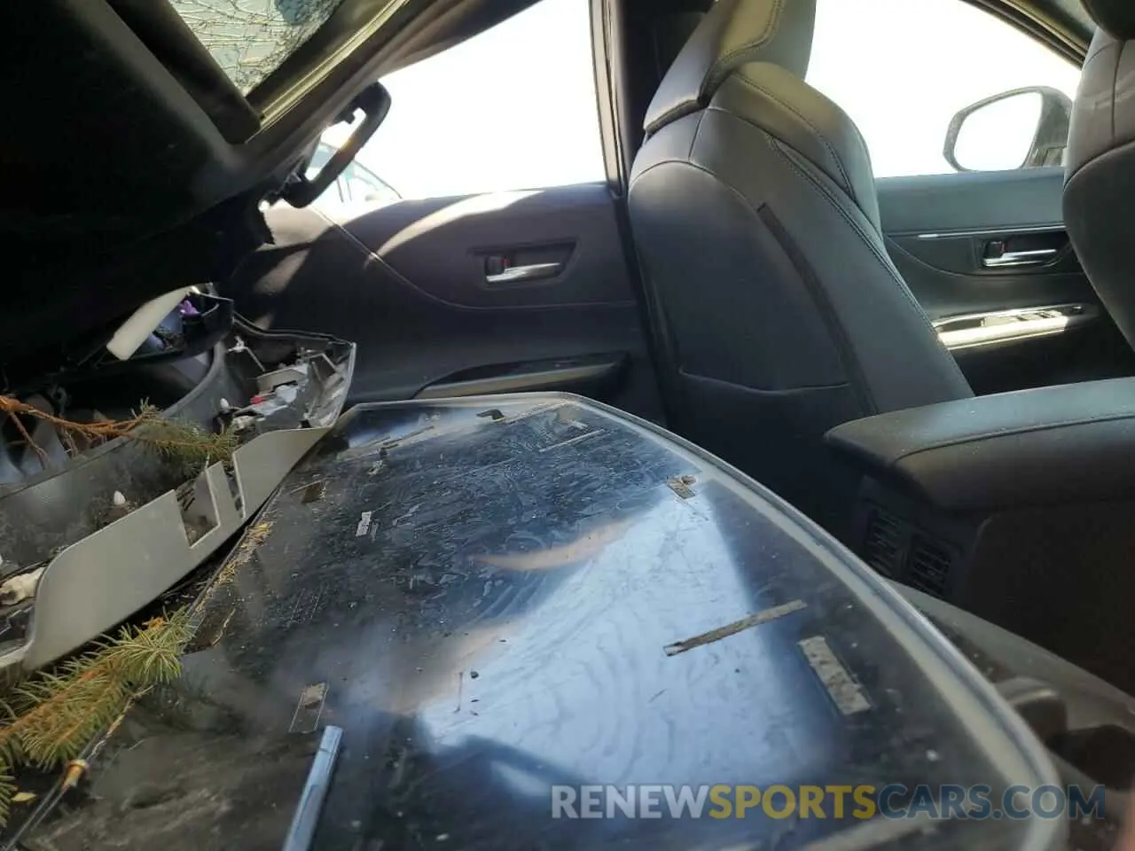 11 Photograph of a damaged car JTEAAAAH6RJ165520 TOYOTA VENZA 2024