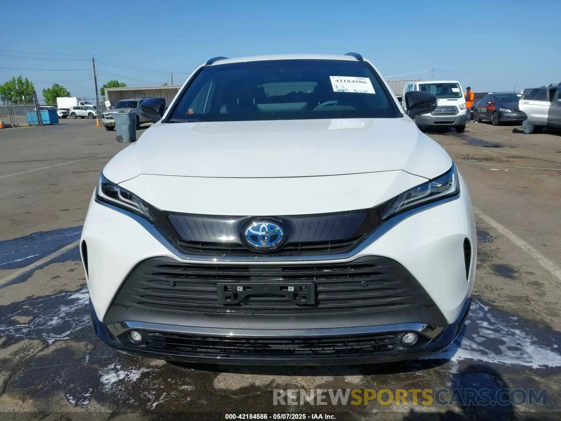 13 Photograph of a damaged car JTEAAAAH7RJ155305 TOYOTA VENZA 2024
