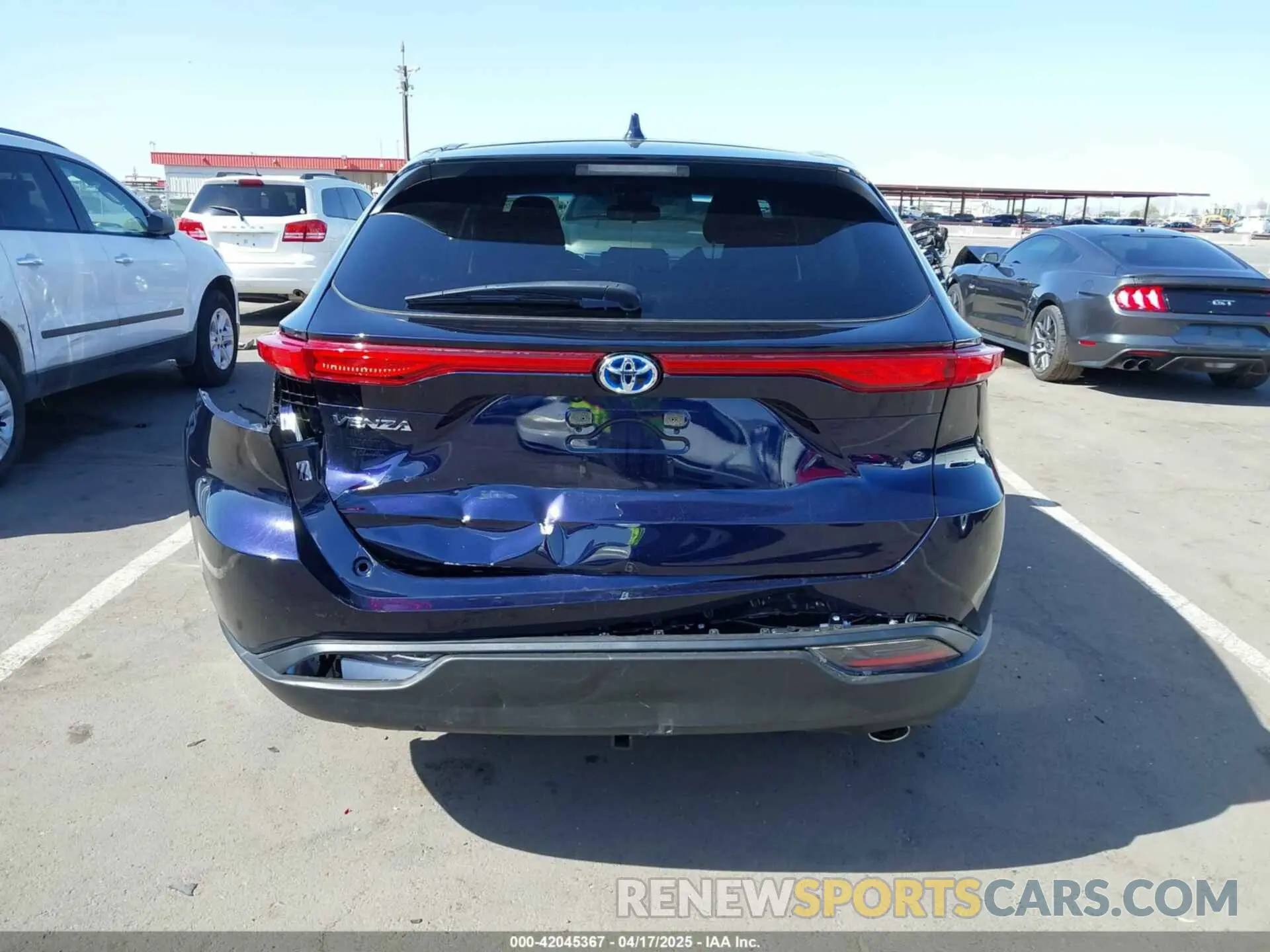 16 Photograph of a damaged car JTEAAAAH7RJ160035 TOYOTA VENZA 2024