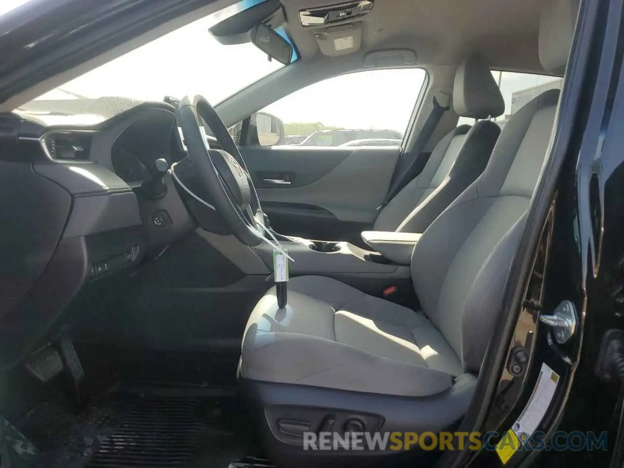 7 Photograph of a damaged car JTEAAAAH7RJ162397 TOYOTA VENZA 2024