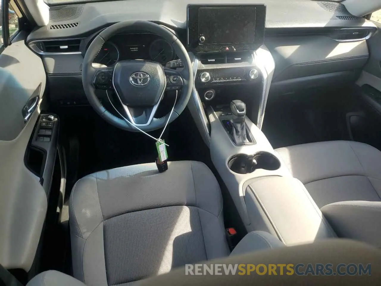 8 Photograph of a damaged car JTEAAAAH7RJ162397 TOYOTA VENZA 2024