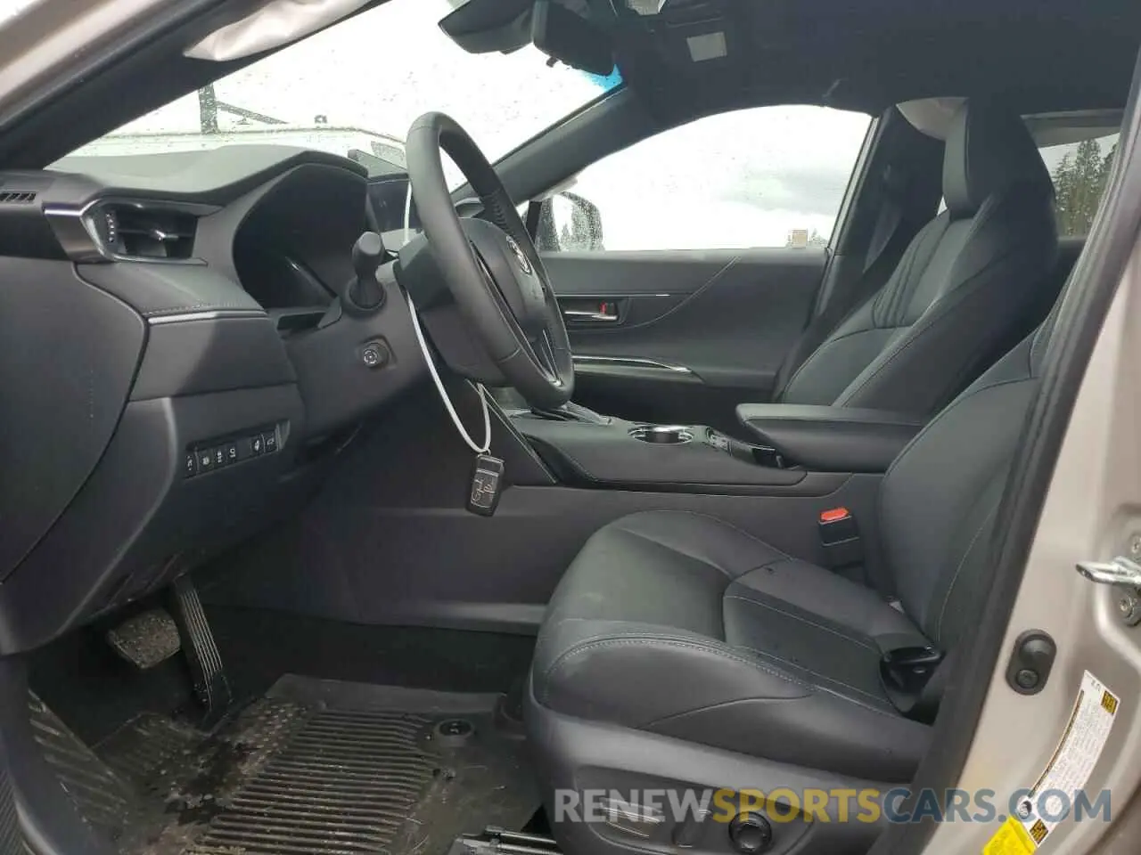 7 Photograph of a damaged car JTEAAAAH7RJ166014 TOYOTA VENZA 2024