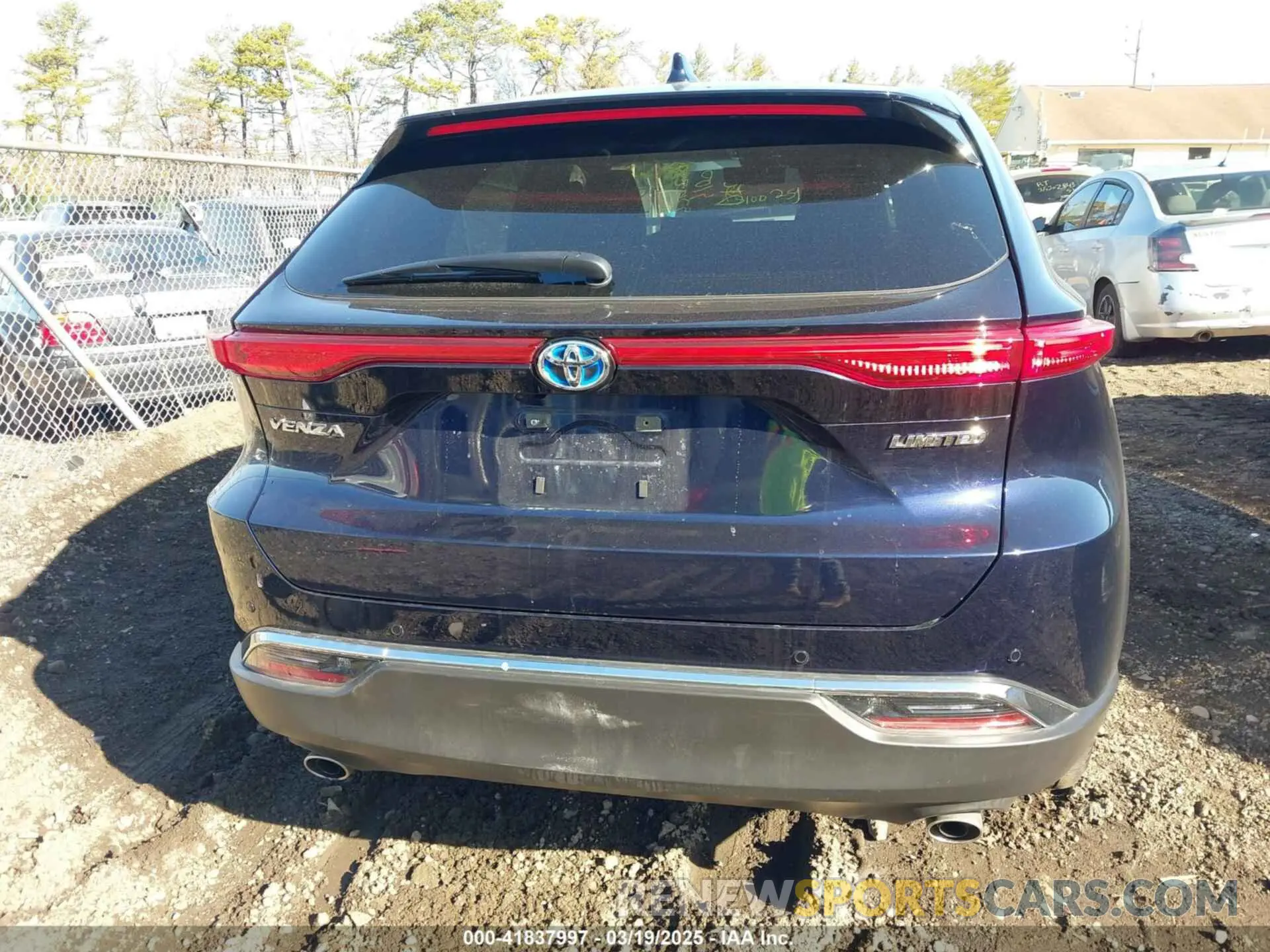 15 Photograph of a damaged car JTEAAAAH7RJ167101 TOYOTA VENZA 2024