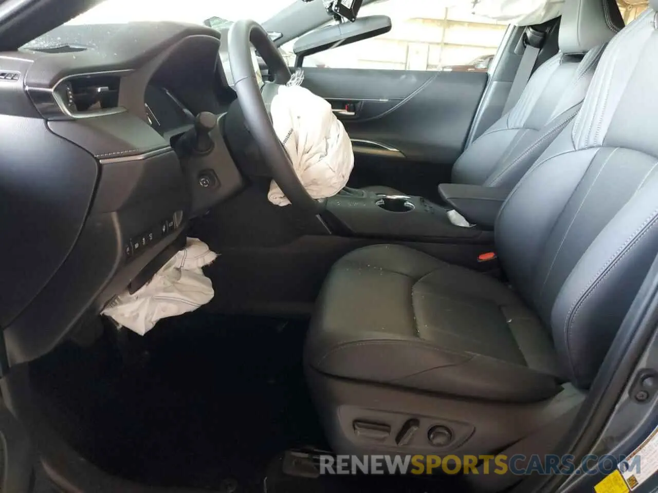 7 Photograph of a damaged car JTEAAAAH7RJ169222 TOYOTA VENZA 2024