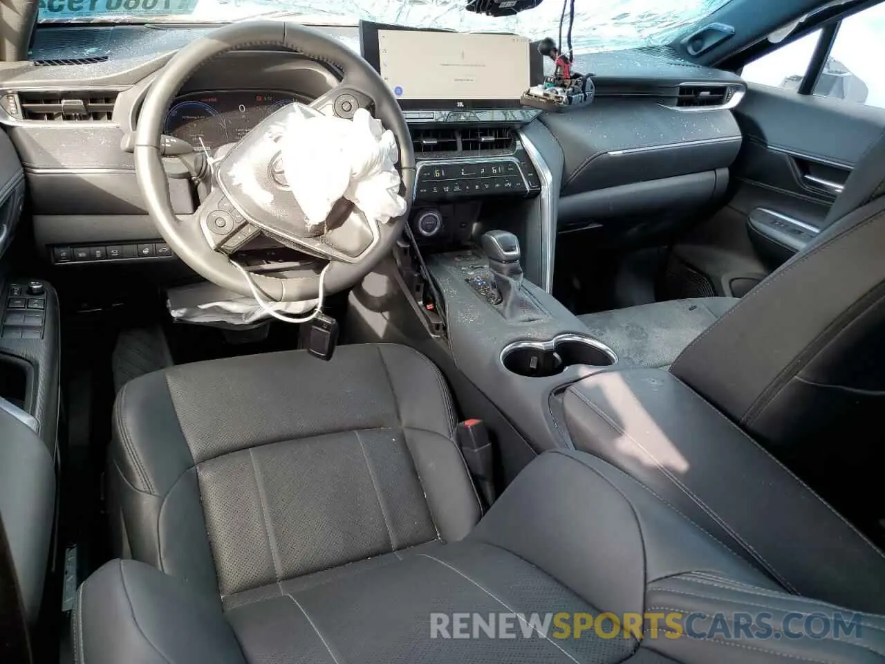 8 Photograph of a damaged car JTEAAAAH7RJ169236 TOYOTA VENZA 2024