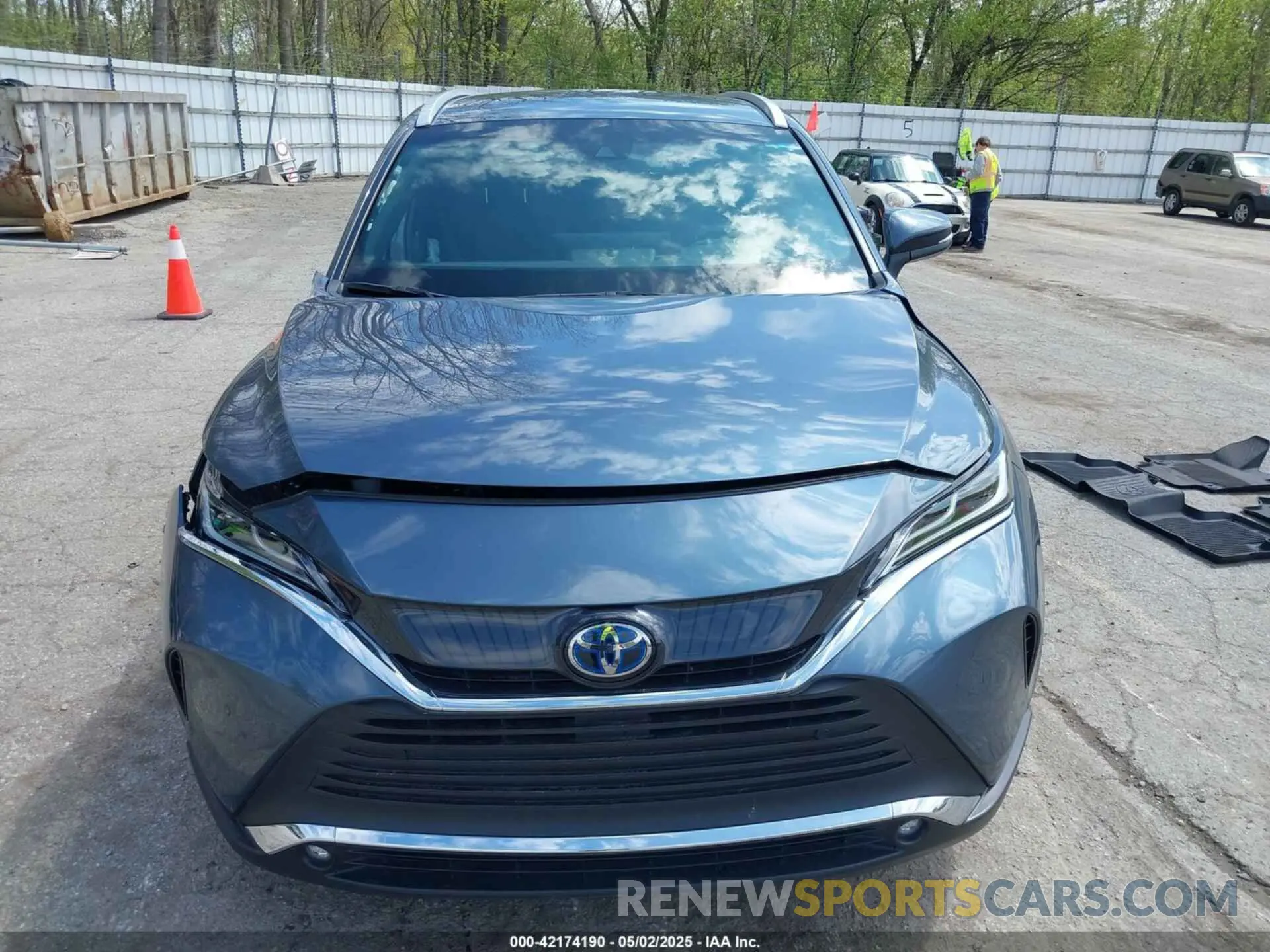 11 Photograph of a damaged car JTEAAAAH7RJ189793 TOYOTA VENZA 2024