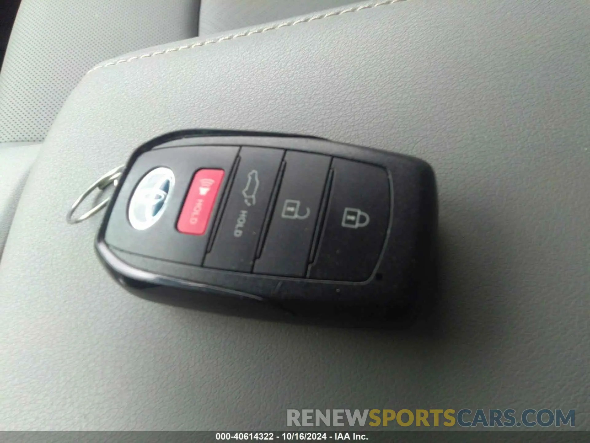 11 Photograph of a damaged car JTEAAAAH8RJ161615 TOYOTA VENZA 2024