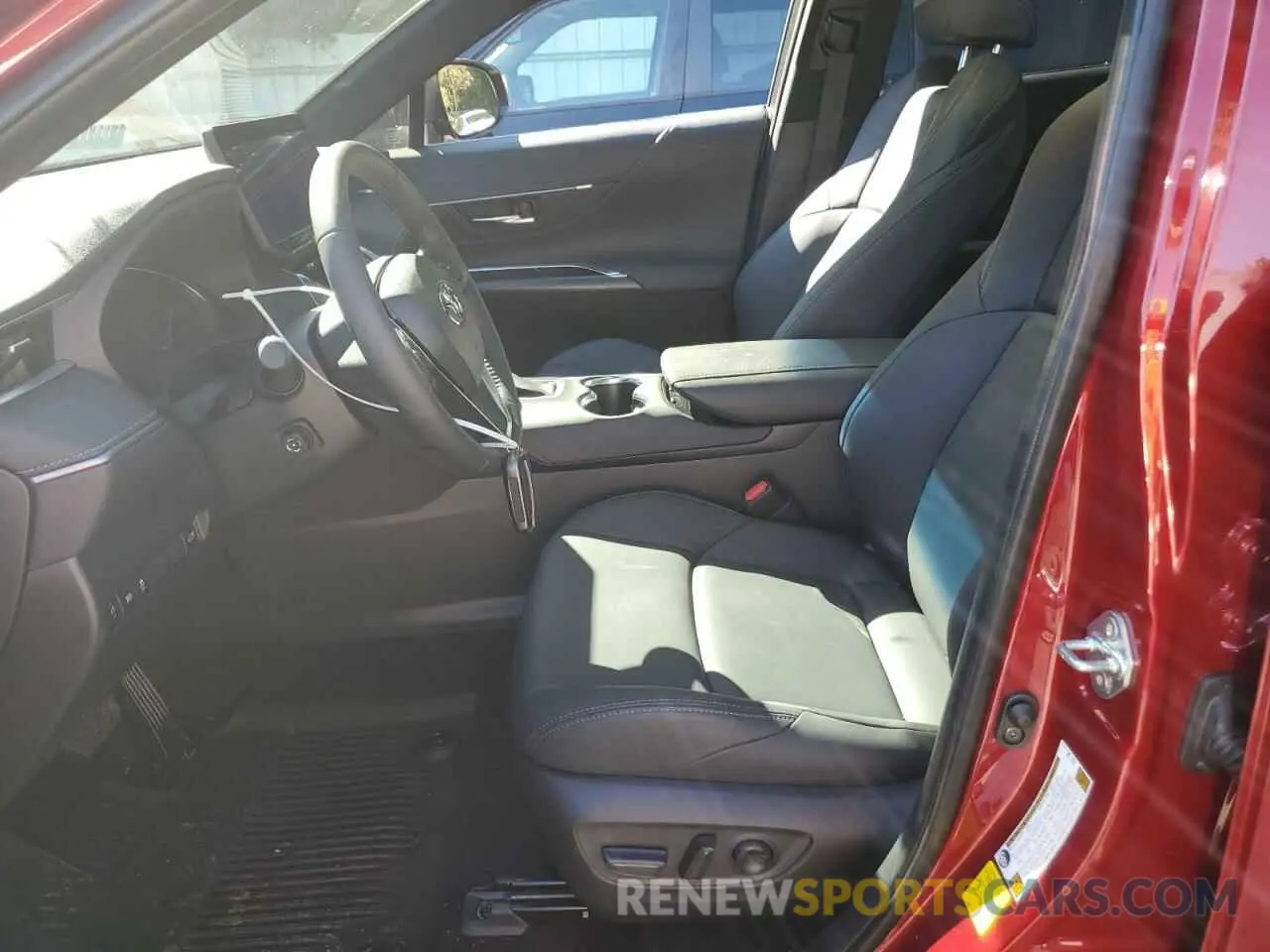 7 Photograph of a damaged car JTEAAAAH9RJ178245 TOYOTA VENZA 2024