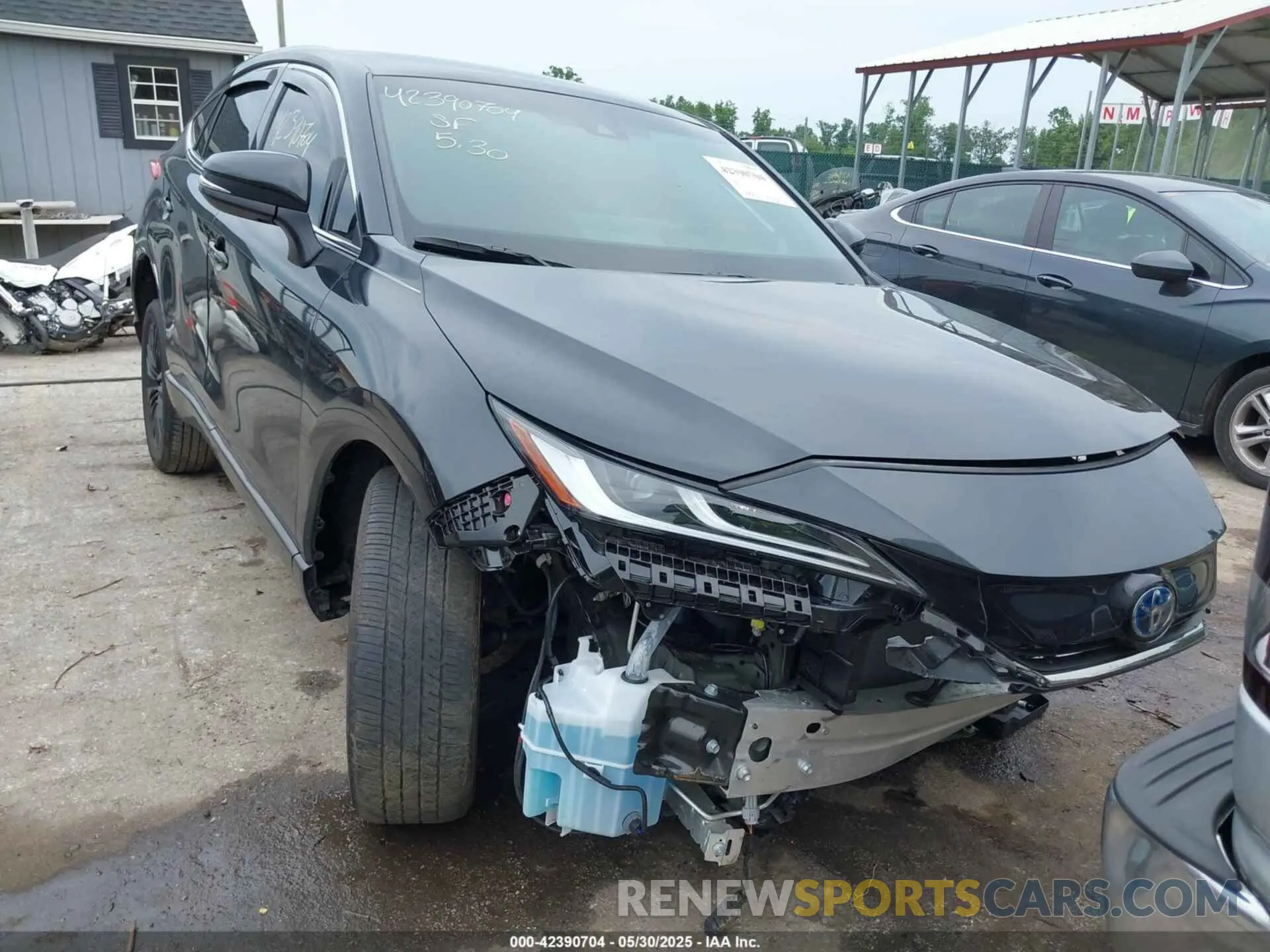12 Photograph of a damaged car JTEAAAAH9RJ182313 TOYOTA VENZA 2024