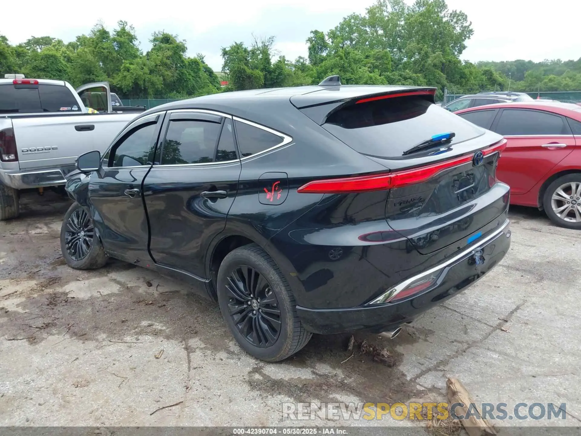 3 Photograph of a damaged car JTEAAAAH9RJ182313 TOYOTA VENZA 2024