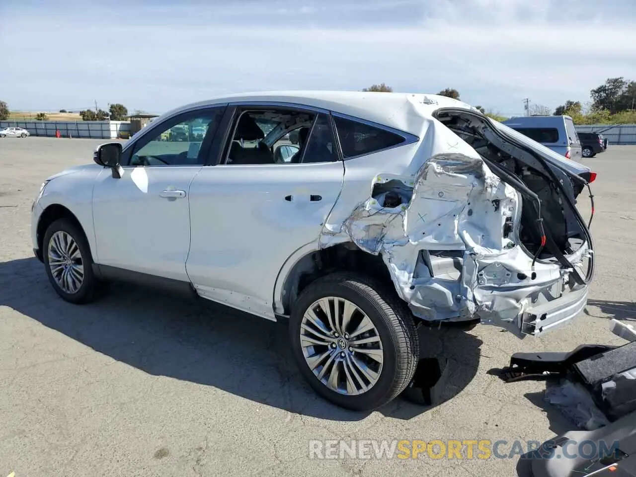 2 Photograph of a damaged car JTEAAAAH9RJ186457 TOYOTA VENZA 2024