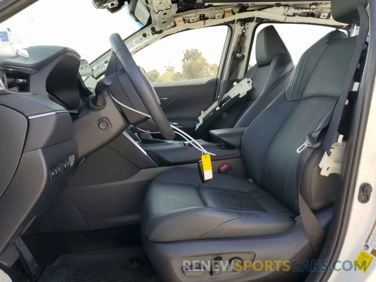 7 Photograph of a damaged car JTEAAAAH9RJ186457 TOYOTA VENZA 2024