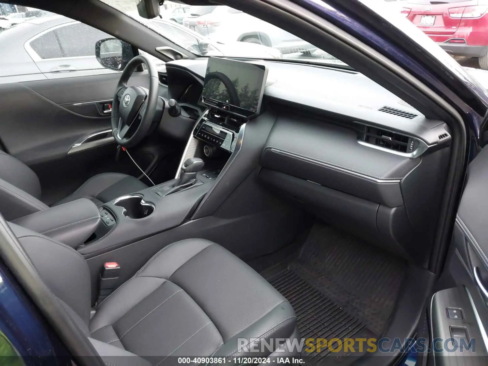 5 Photograph of a damaged car JTEAAAAHXRJ170333 TOYOTA VENZA 2024