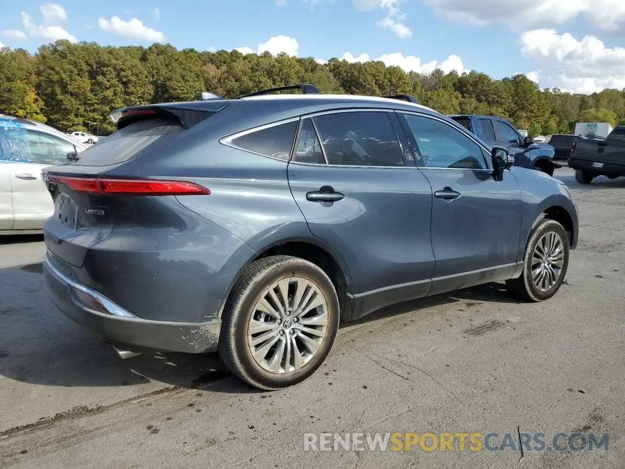 3 Photograph of a damaged car JTEAAAAHXRJ172163 TOYOTA VENZA 2024