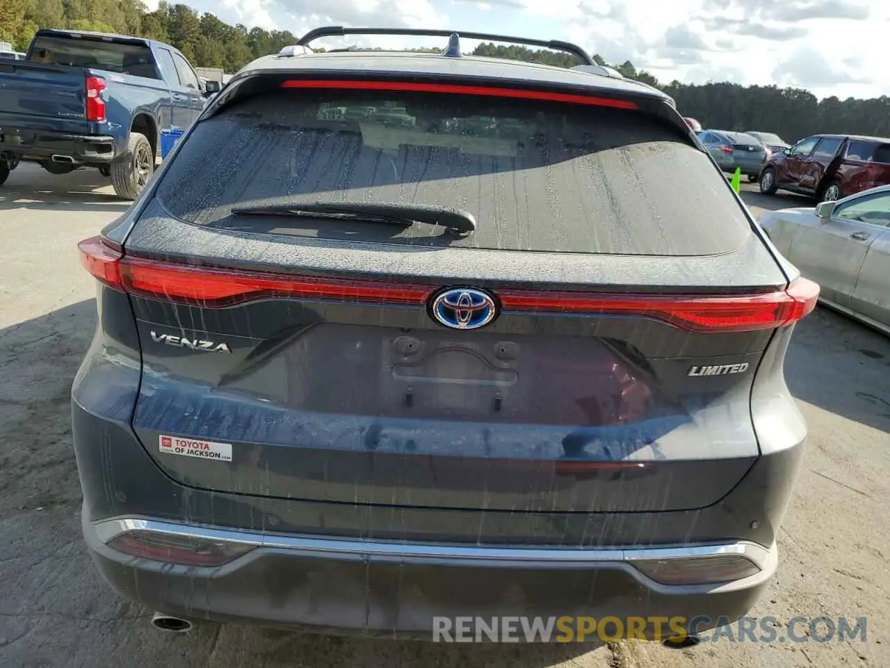6 Photograph of a damaged car JTEAAAAHXRJ172163 TOYOTA VENZA 2024