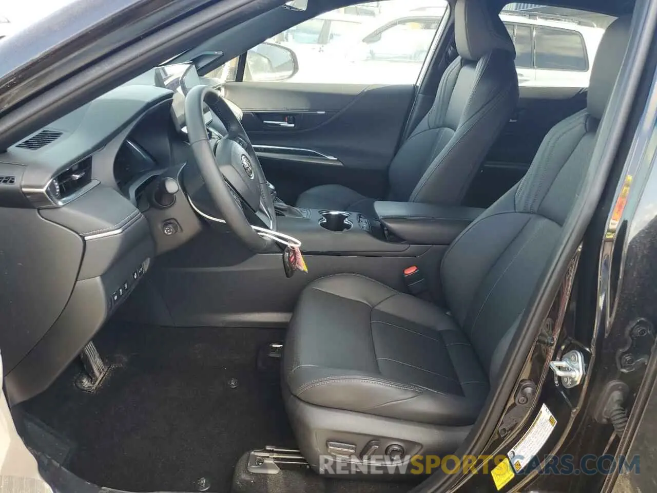 7 Photograph of a damaged car JTEAAAAHXRJ172485 TOYOTA VENZA 2024