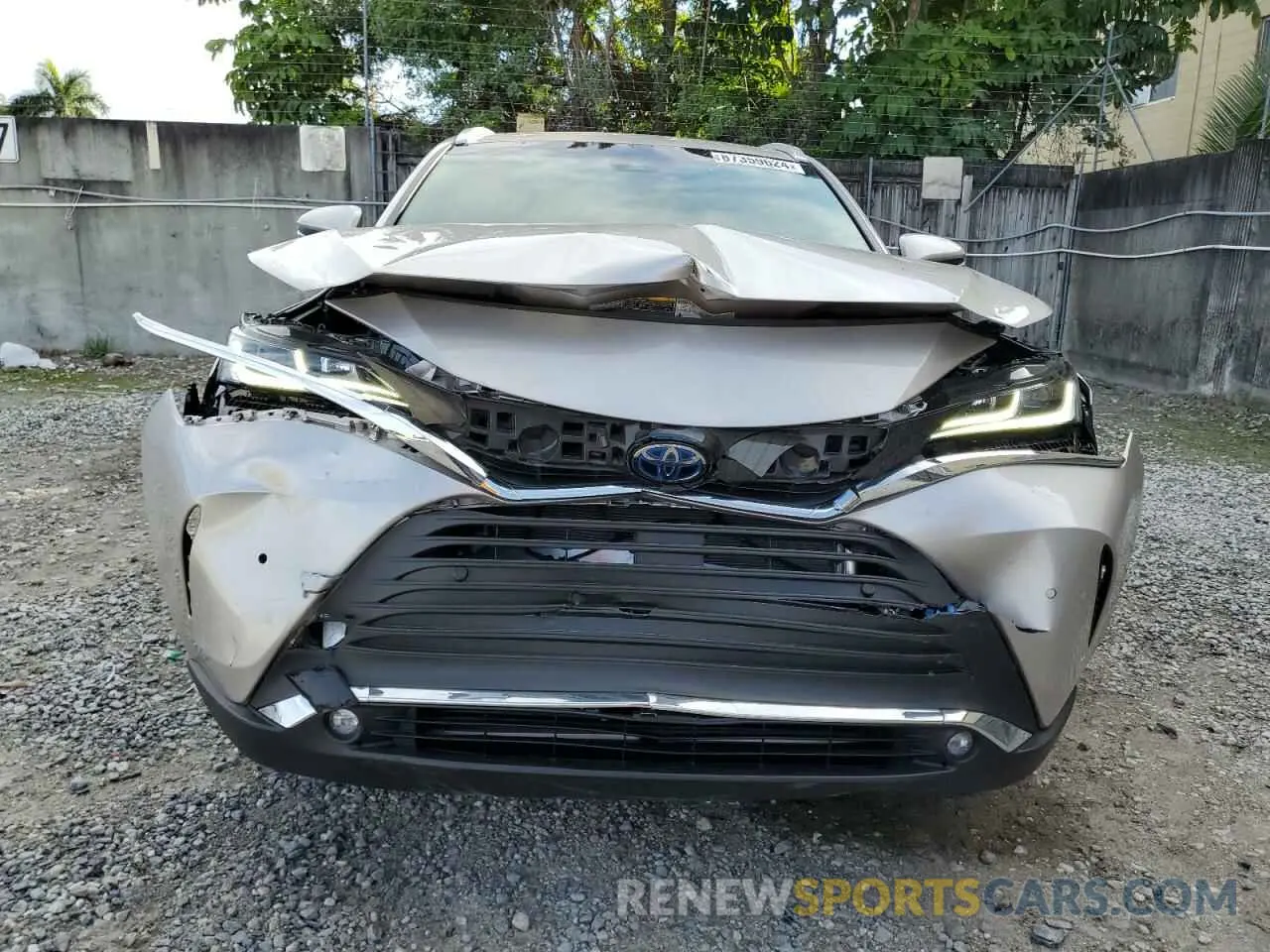 5 Photograph of a damaged car JTEAAAAHXRJ175337 TOYOTA VENZA 2024