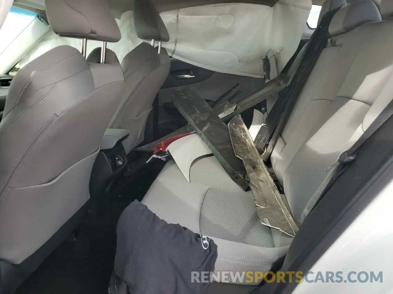 11 Photograph of a damaged car JTEAAAAHXRJ188623 TOYOTA VENZA 2024