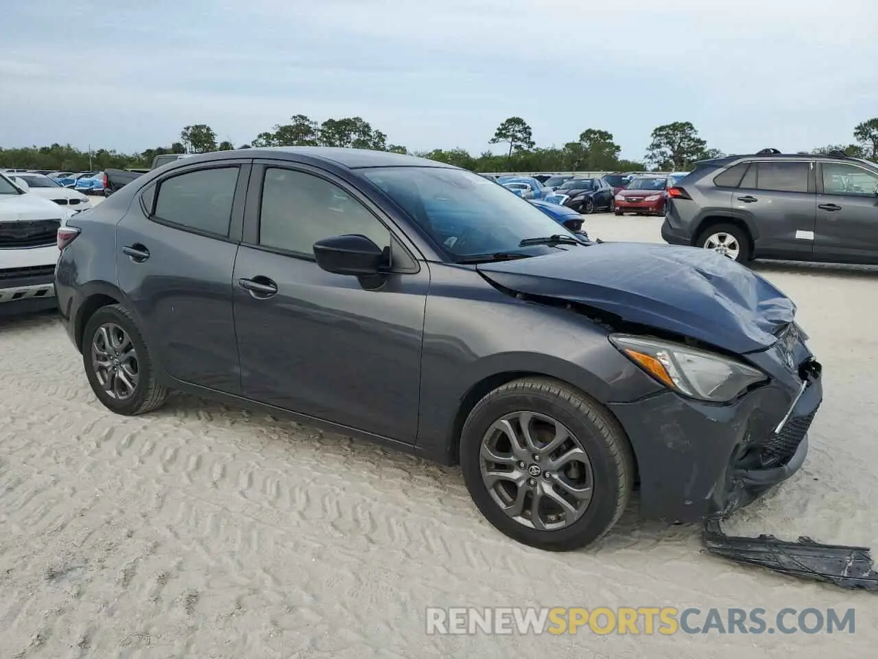 4 Photograph of a damaged car 3MYDLBYV0KY500741 TOYOTA YARIS 2019