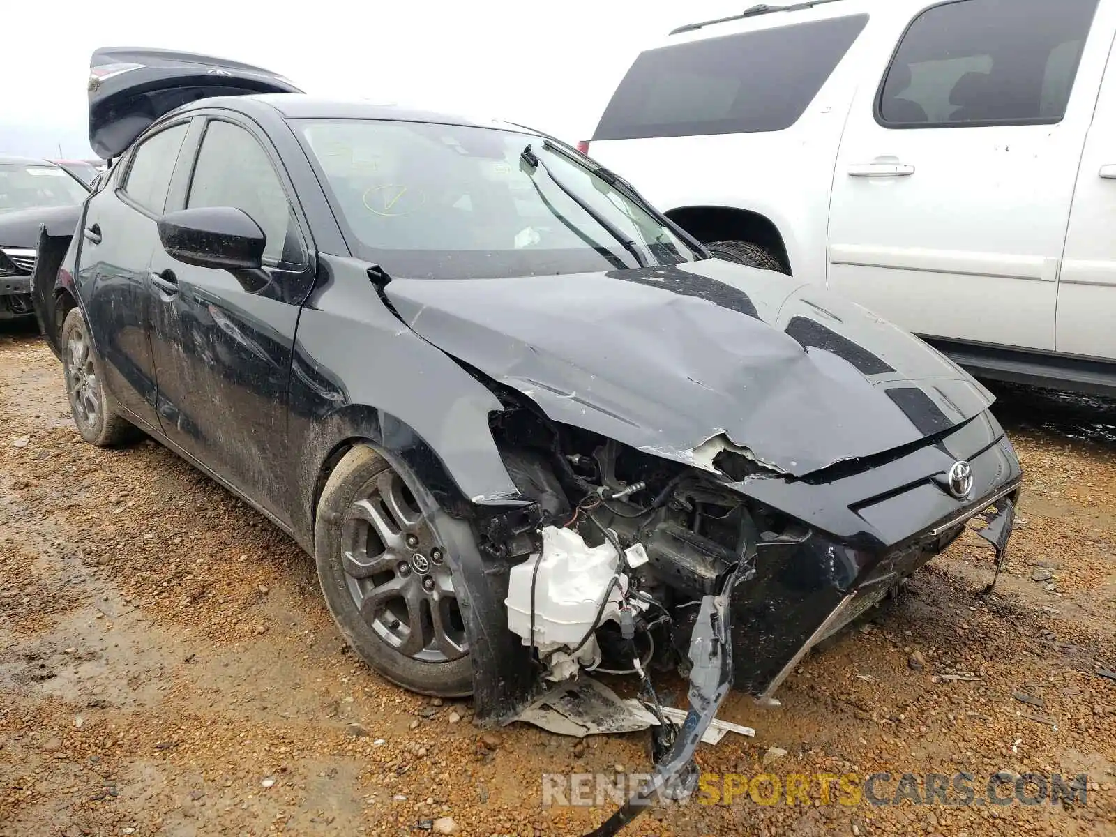 1 Photograph of a damaged car 3MYDLBYV0KY509665 TOYOTA YARIS 2019