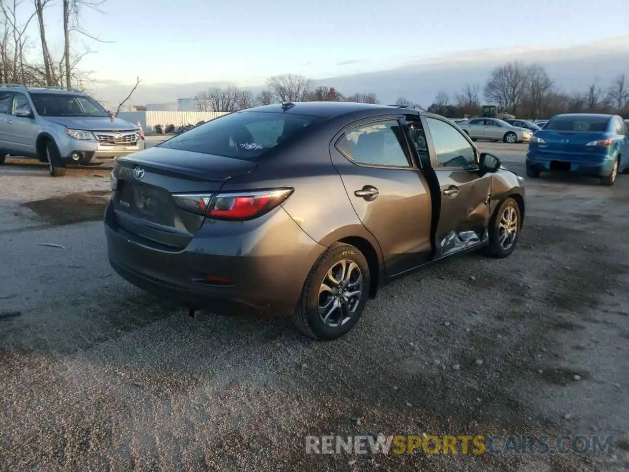 4 Photograph of a damaged car 3MYDLBYV0KY514008 TOYOTA YARIS 2019