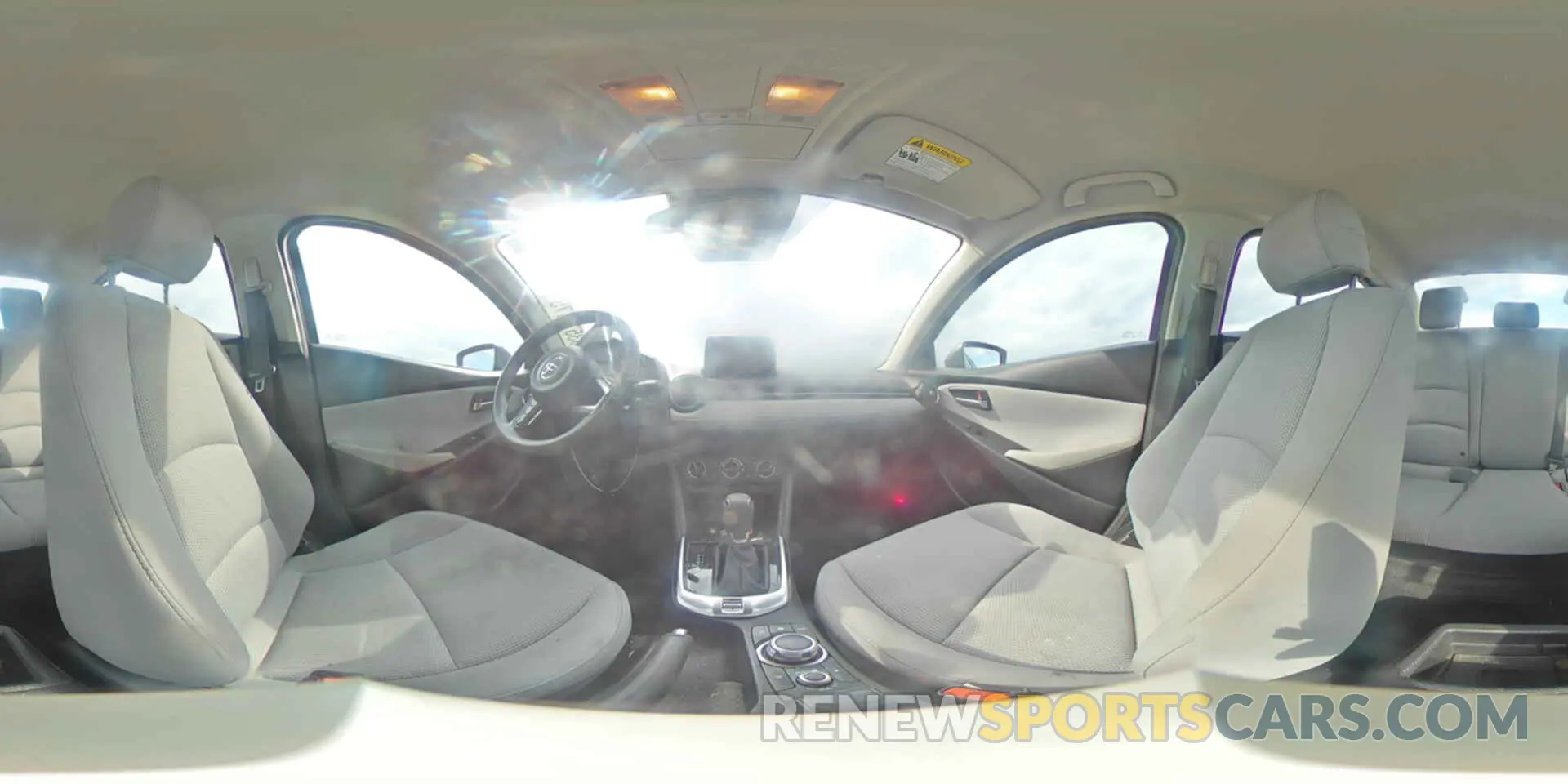 14 Photograph of a damaged car 3MYDLBYV0KY515286 TOYOTA YARIS 2019