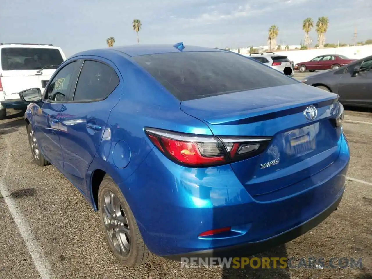 3 Photograph of a damaged car 3MYDLBYV0KY518706 TOYOTA YARIS 2019