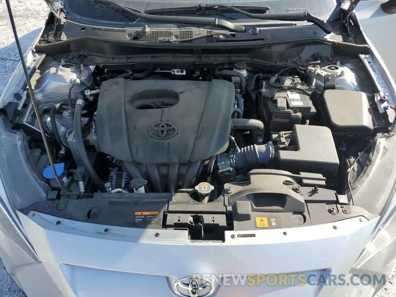 11 Photograph of a damaged car 3MYDLBYV0KY523307 TOYOTA YARIS 2019