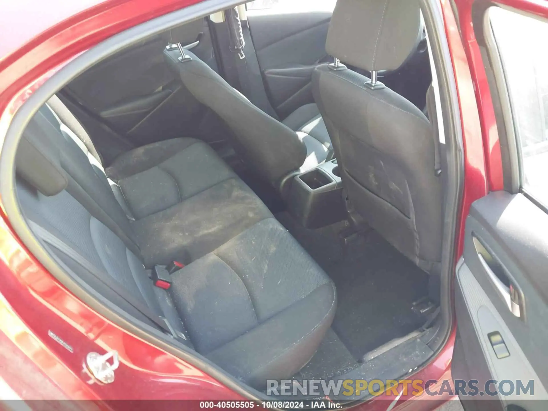 8 Photograph of a damaged car 3MYDLBYV0KY525073 TOYOTA YARIS 2019