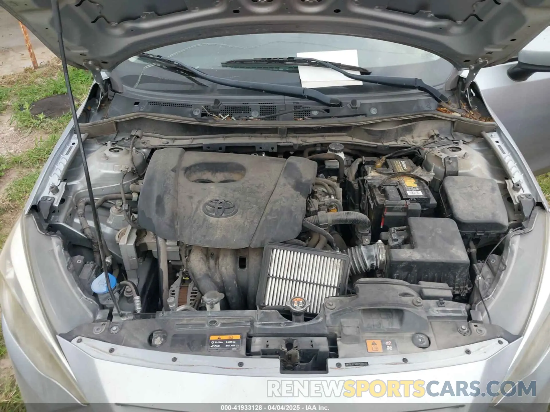 10 Photograph of a damaged car 3MYDLBYV1KY500070 TOYOTA YARIS 2019