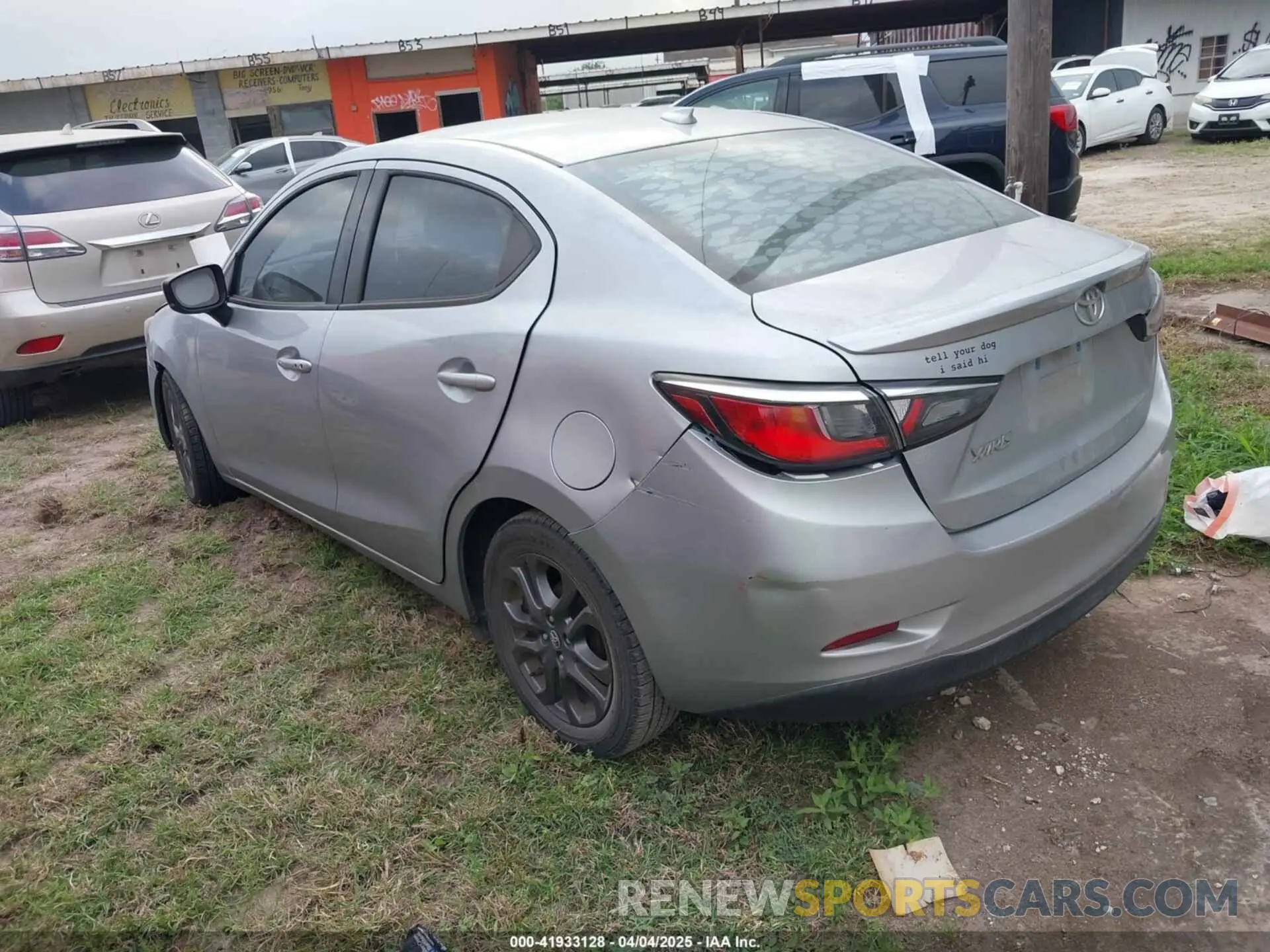 3 Photograph of a damaged car 3MYDLBYV1KY500070 TOYOTA YARIS 2019
