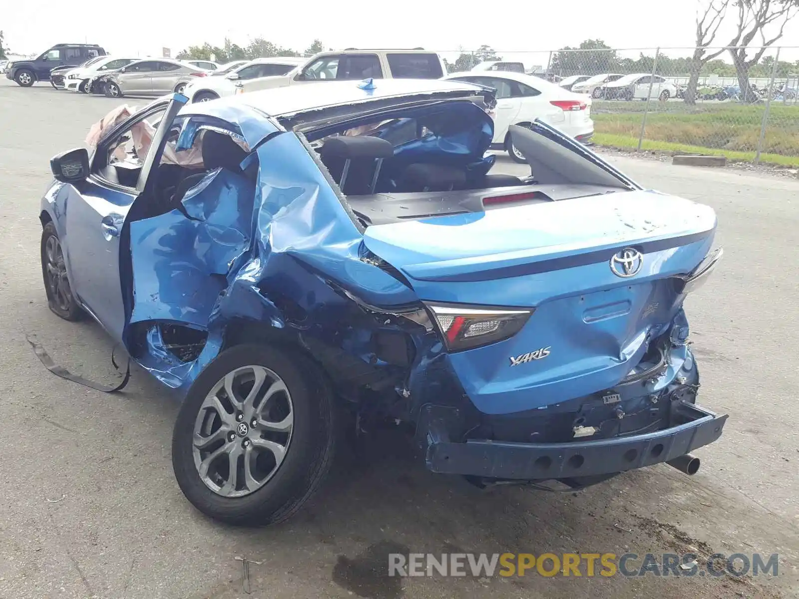 3 Photograph of a damaged car 3MYDLBYV1KY503020 TOYOTA YARIS 2019