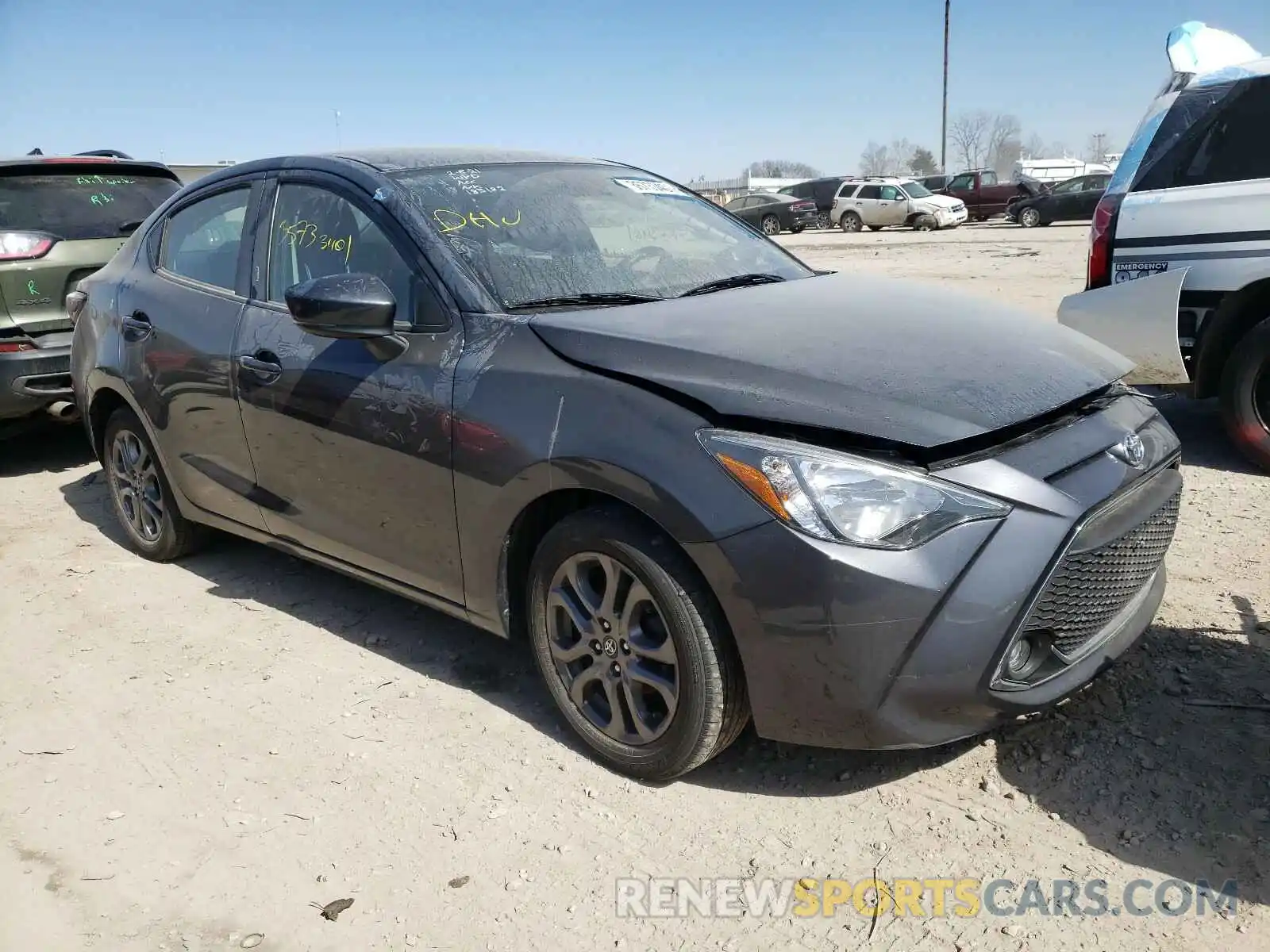 1 Photograph of a damaged car 3MYDLBYV1KY503454 TOYOTA YARIS 2019