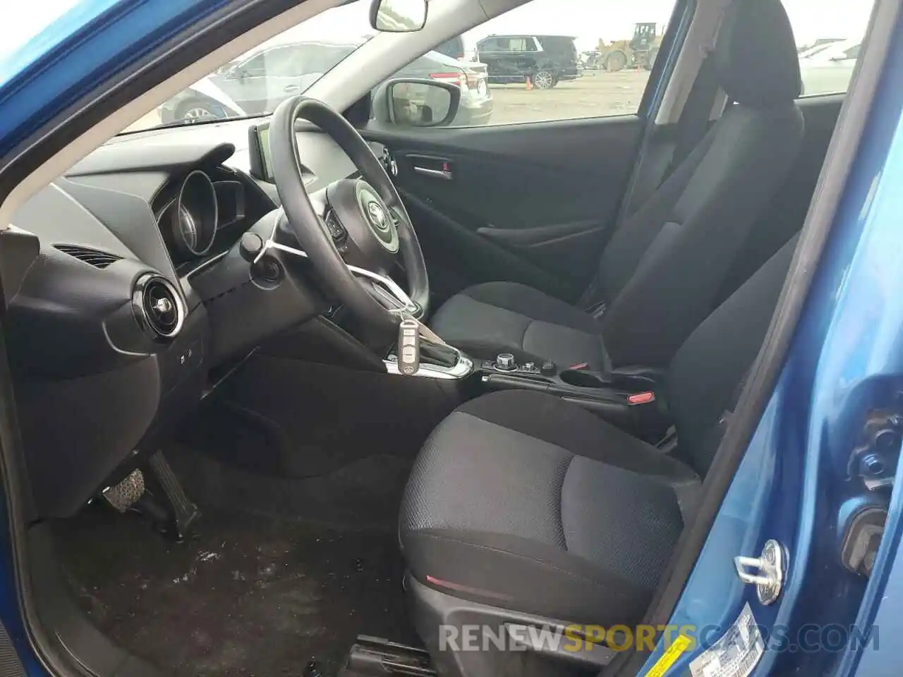 7 Photograph of a damaged car 3MYDLBYV1KY505298 TOYOTA YARIS 2019