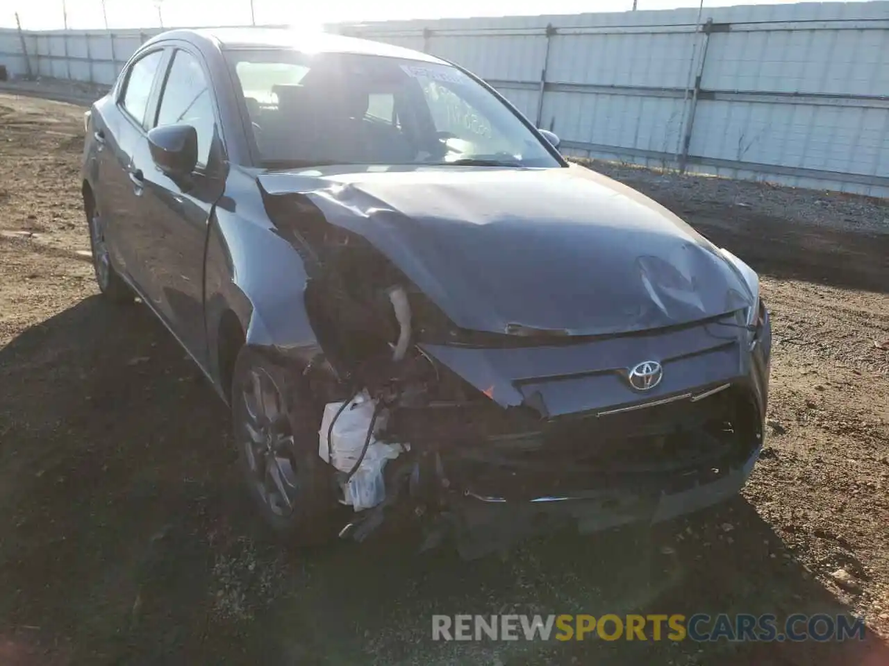 1 Photograph of a damaged car 3MYDLBYV1KY505320 TOYOTA YARIS 2019