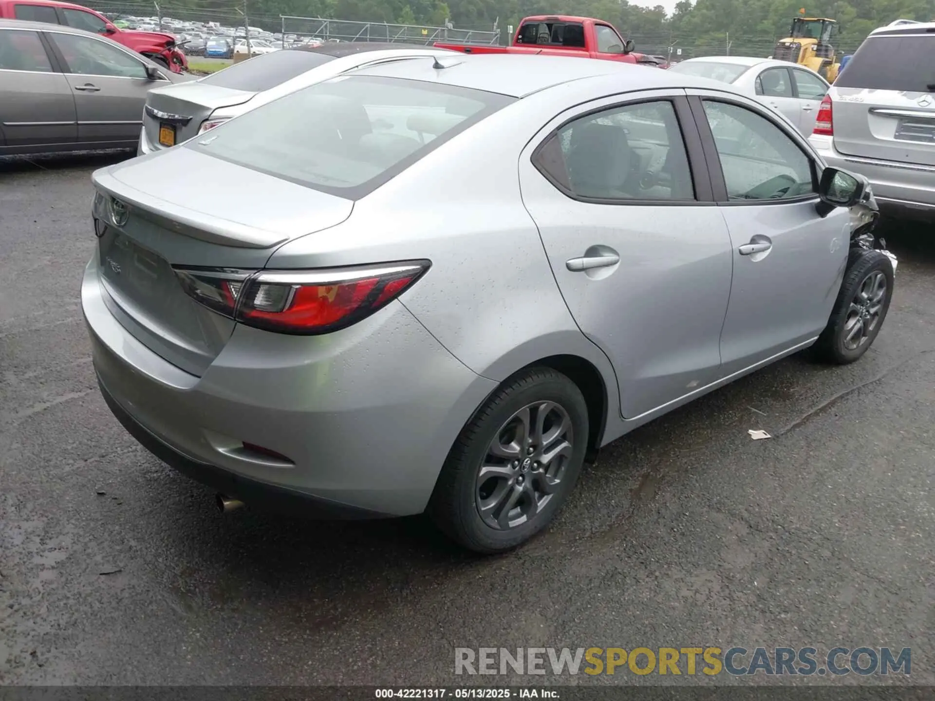4 Photograph of a damaged car 3MYDLBYV1KY509934 TOYOTA YARIS 2019