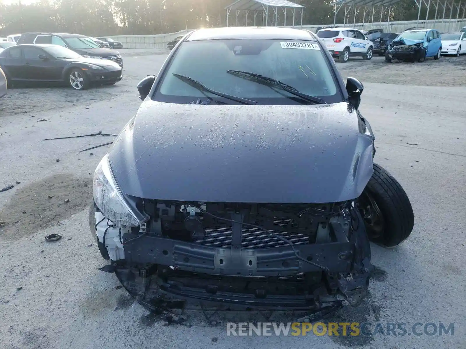 9 Photograph of a damaged car 3MYDLBYV1KY513188 TOYOTA YARIS 2019