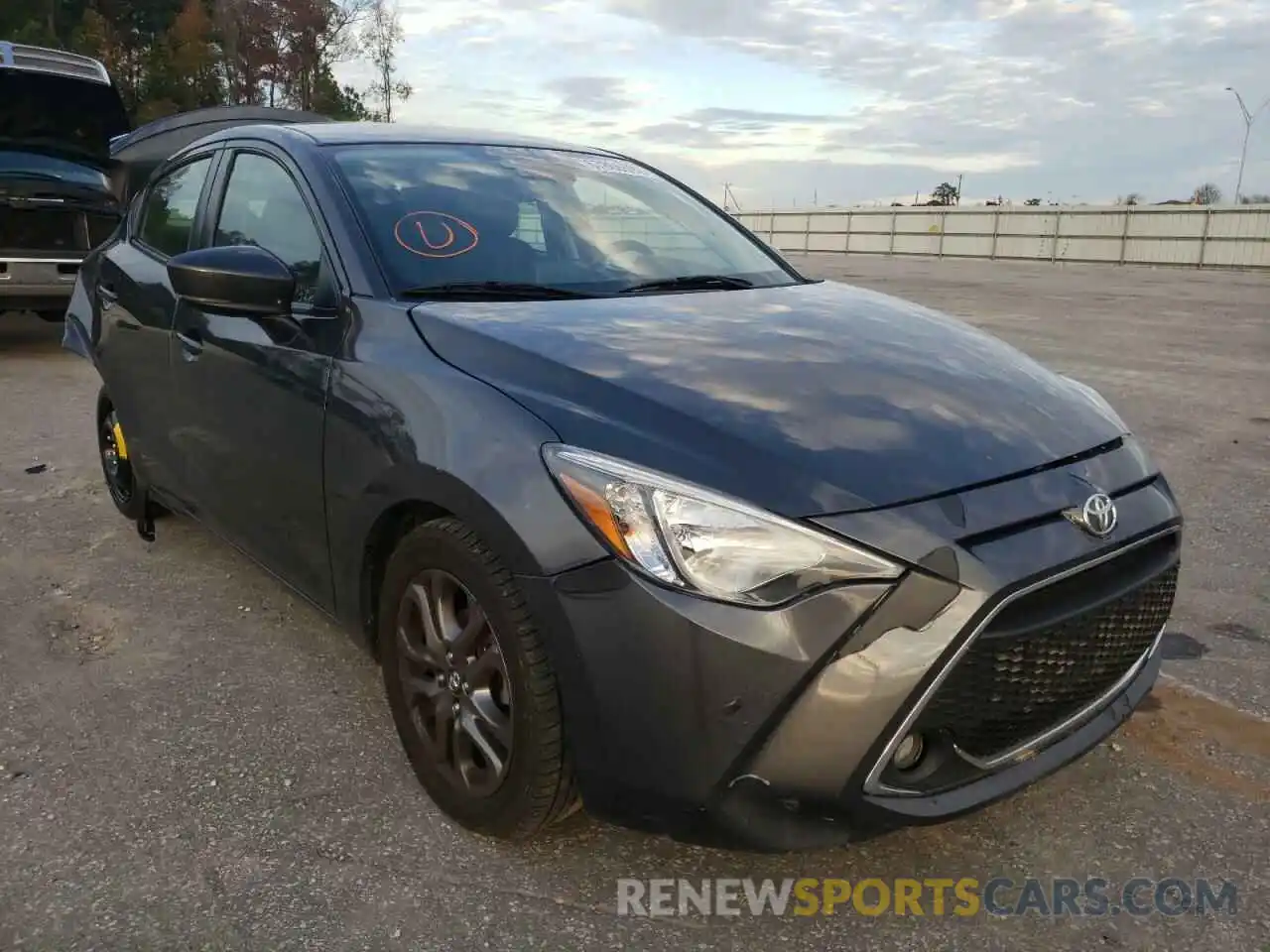 4 Photograph of a damaged car 3MYDLBYV1KY516785 TOYOTA YARIS 2019