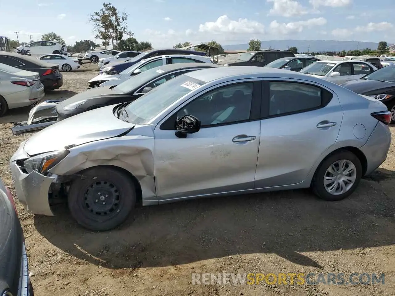 1 Photograph of a damaged car 3MYDLBYV1KY523056 TOYOTA YARIS 2019