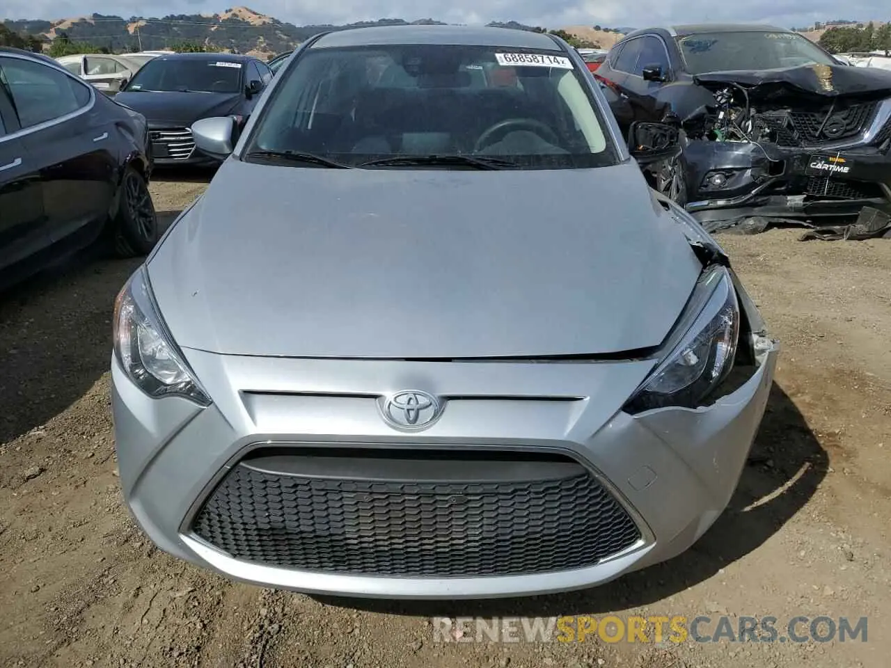 5 Photograph of a damaged car 3MYDLBYV1KY523056 TOYOTA YARIS 2019
