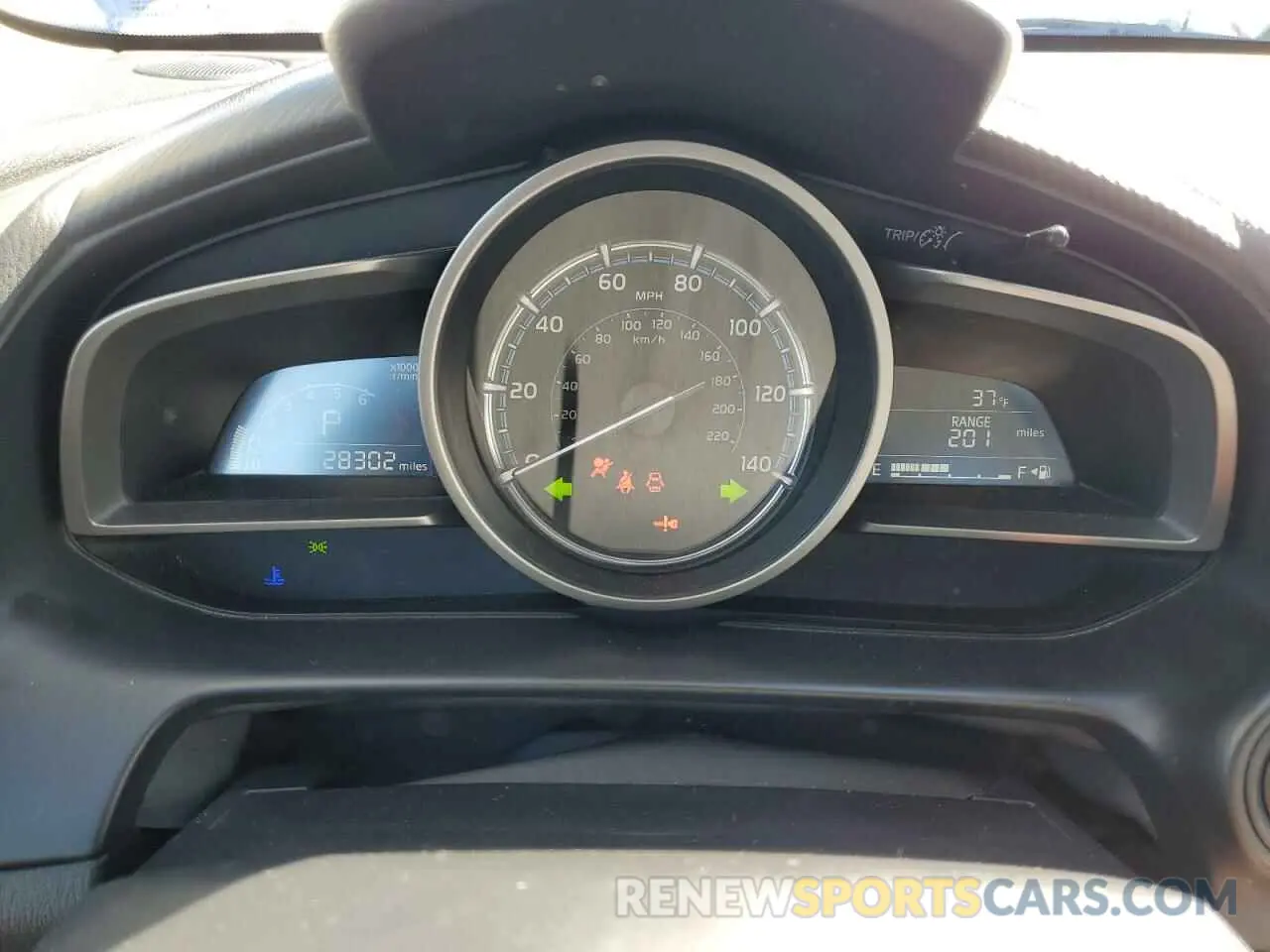 9 Photograph of a damaged car 3MYDLBYV1KY523199 TOYOTA YARIS 2019
