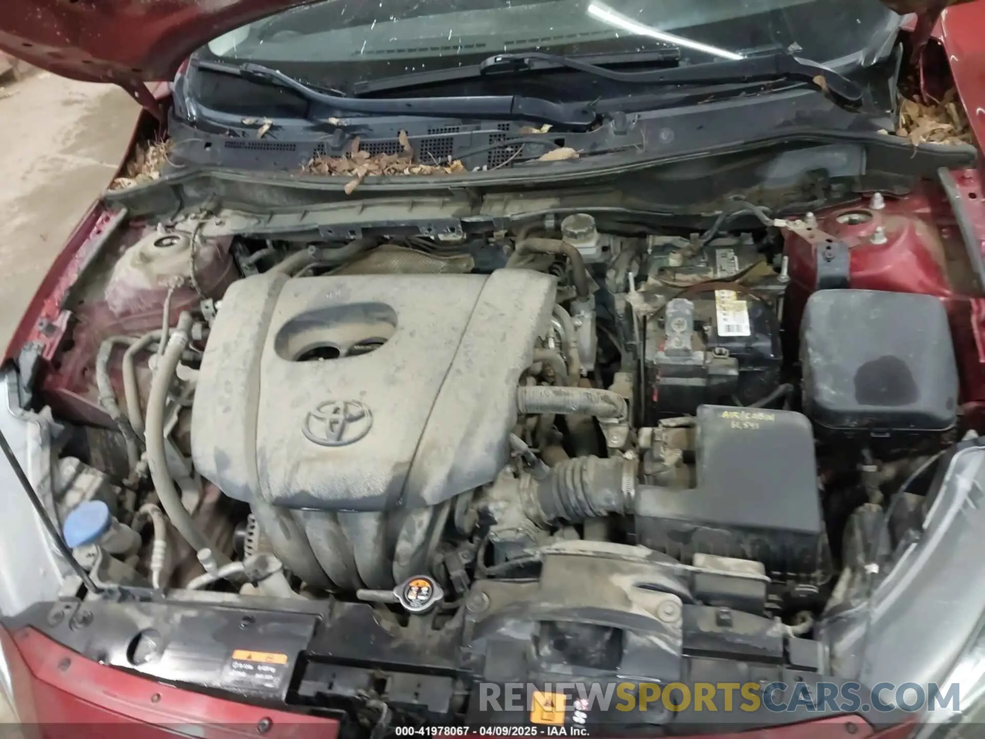 10 Photograph of a damaged car 3MYDLBYV1KY527818 TOYOTA YARIS 2019
