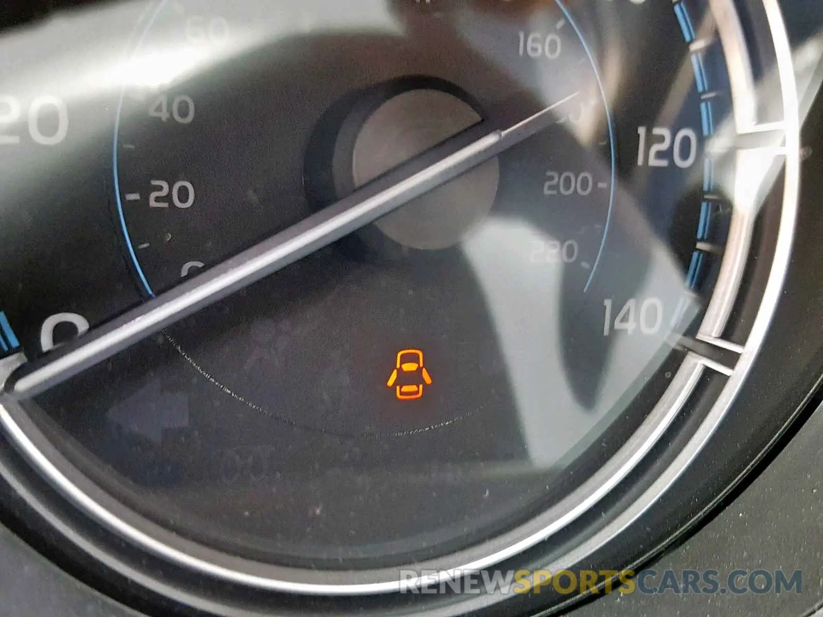 8 Photograph of a damaged car 3MYDLBYV2KY503222 TOYOTA YARIS 2019