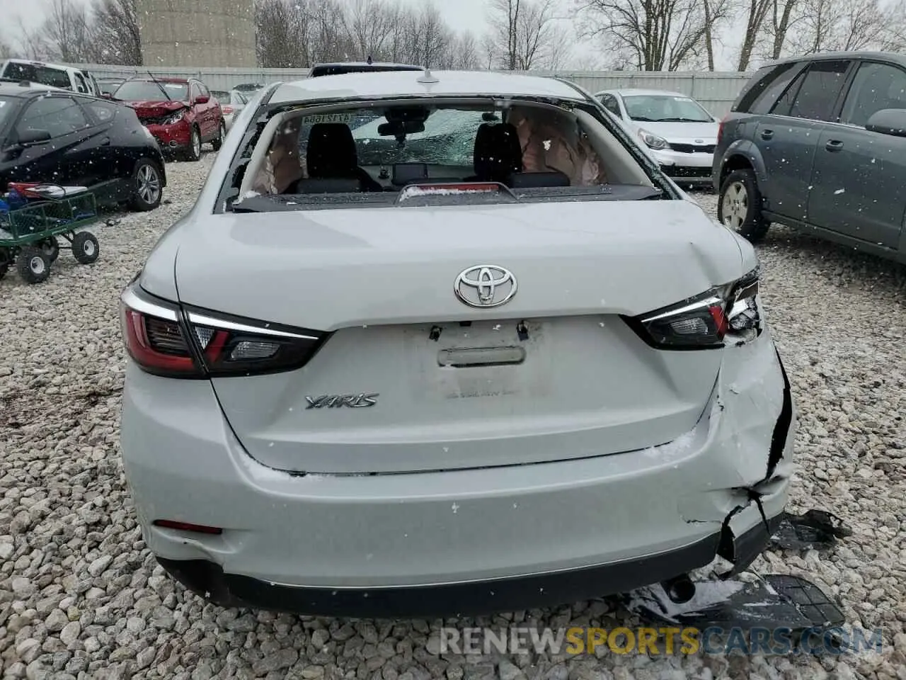 6 Photograph of a damaged car 3MYDLBYV2KY508579 TOYOTA YARIS 2019