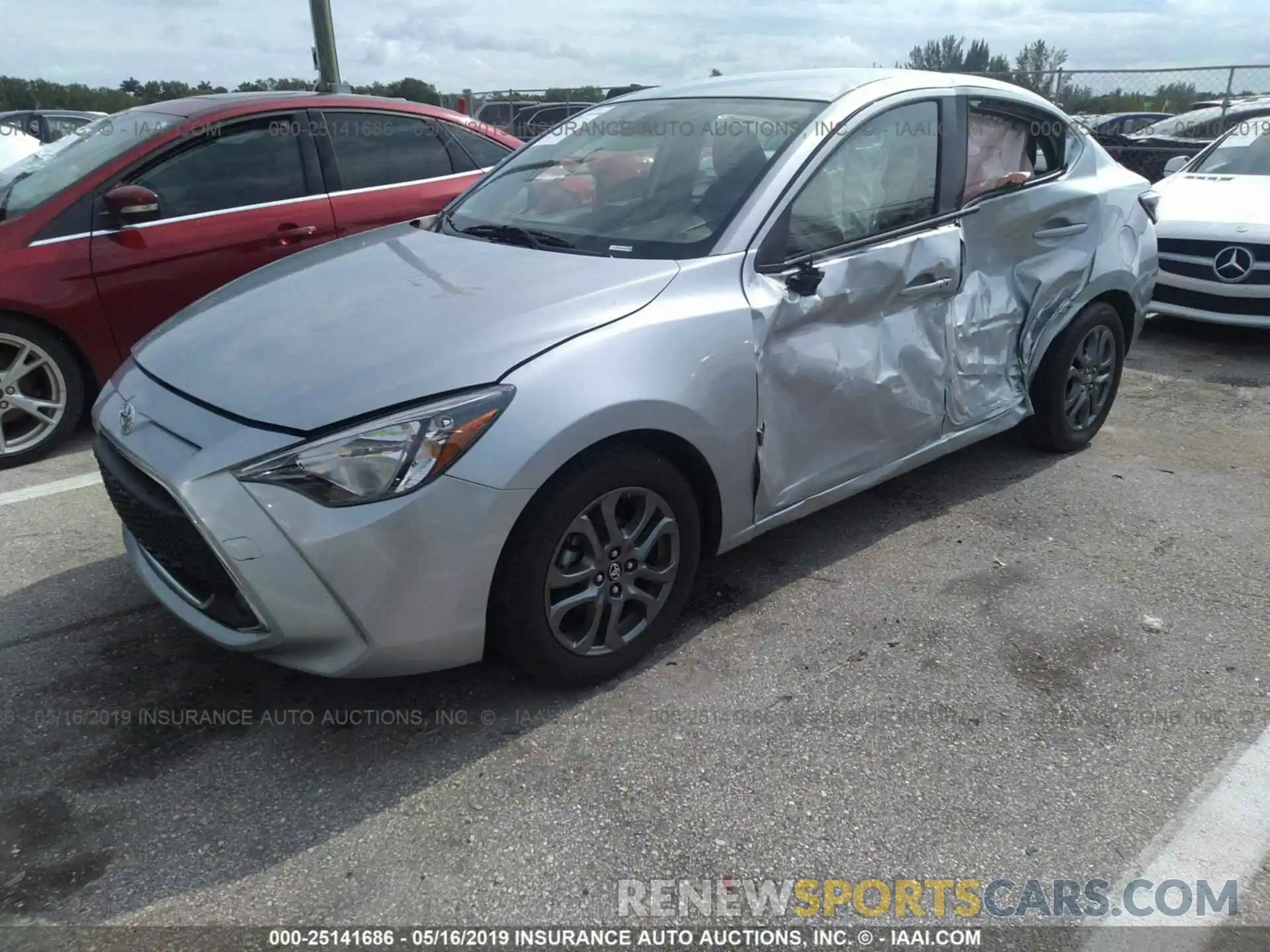 2 Photograph of a damaged car 3MYDLBYV2KY509232 TOYOTA YARIS 2019