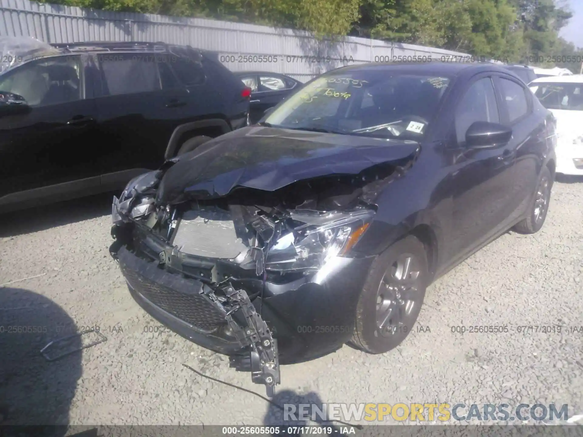 2 Photograph of a damaged car 3MYDLBYV2KY512423 TOYOTA YARIS 2019