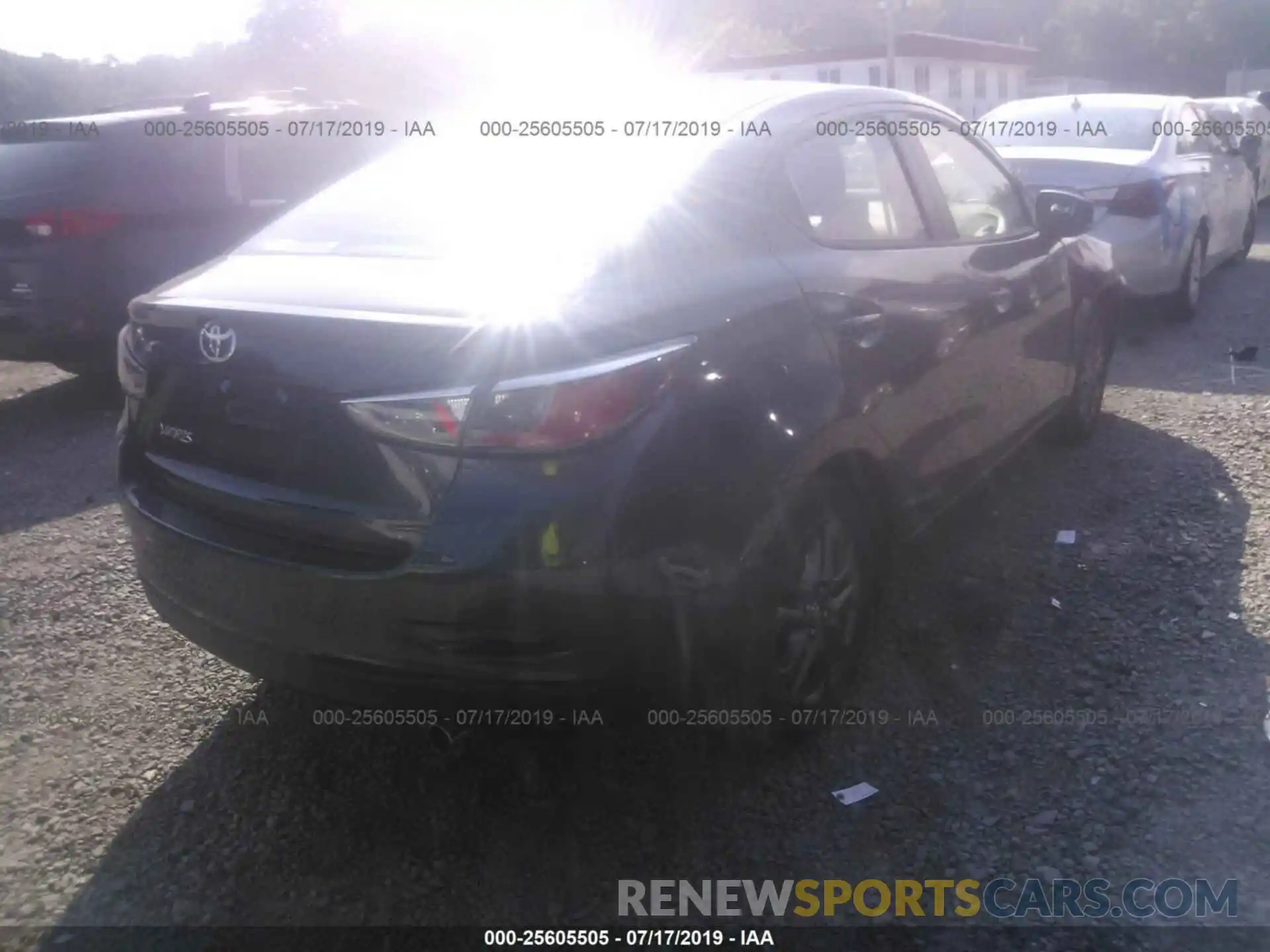 4 Photograph of a damaged car 3MYDLBYV2KY512423 TOYOTA YARIS 2019