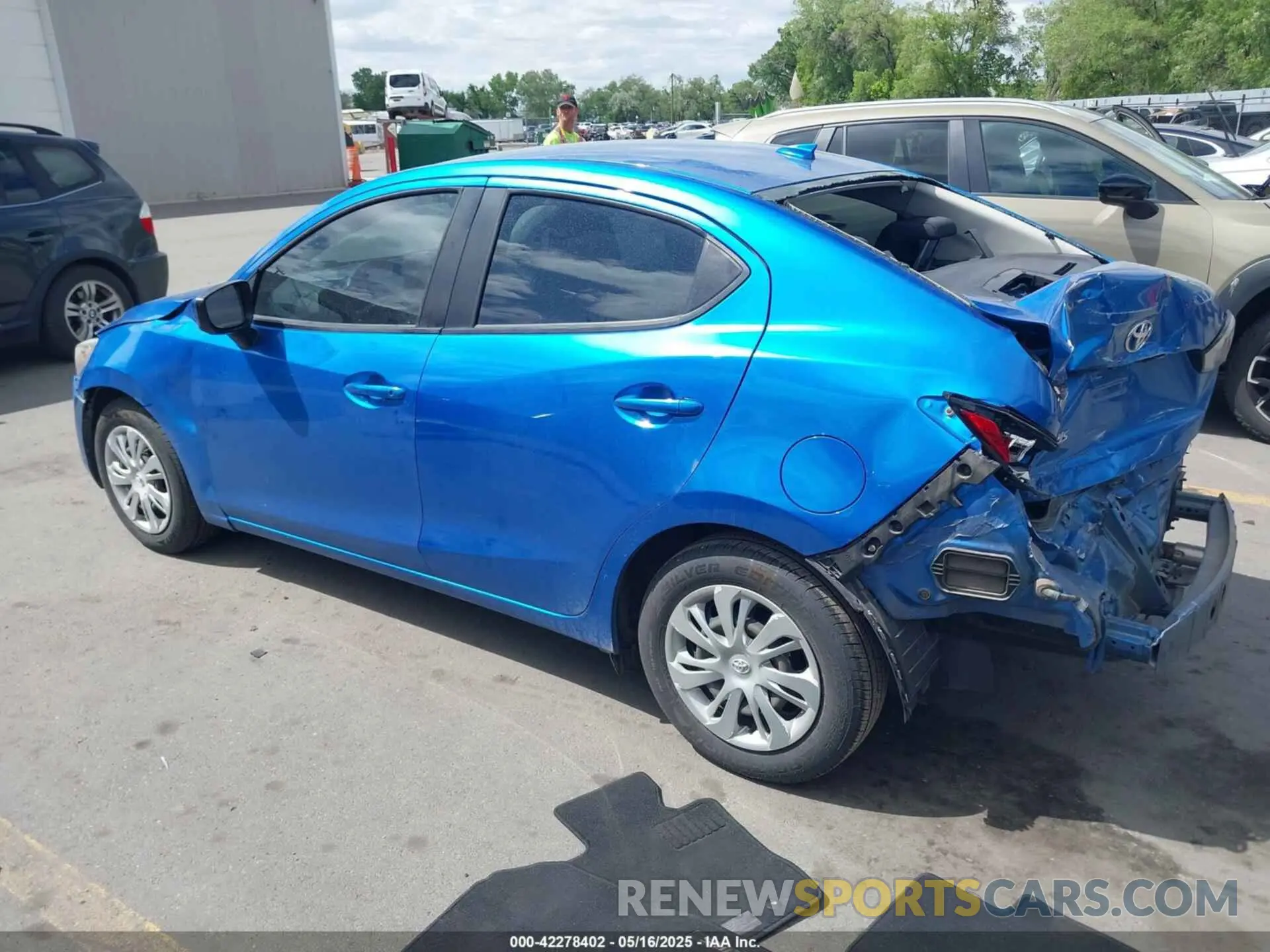 3 Photograph of a damaged car 3MYDLBYV2KY520621 TOYOTA YARIS 2019